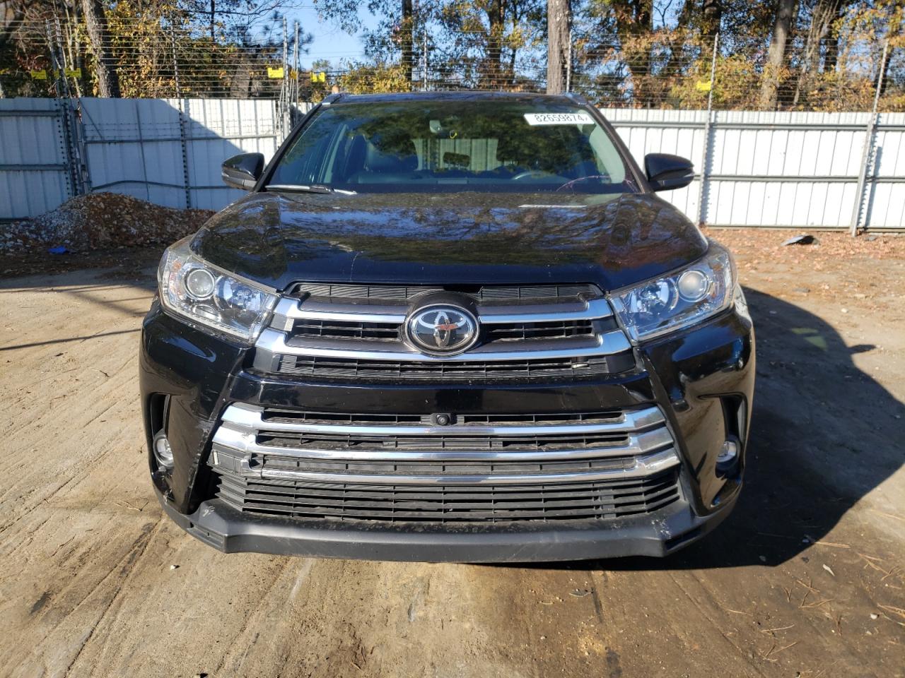 2019 Toyota Highlander VIN 5TDDZRFH1KS703325 Copart auction photo, rear end damage thumbnail 5