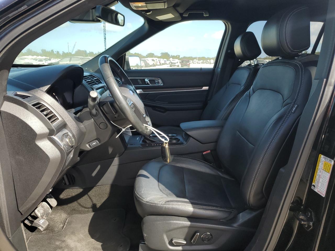 2017 Ford Explorer VIN 1FM5K7FH7HGD49290 Copart auction photo, front end / minor dent/scratches damage thumbnail 7
