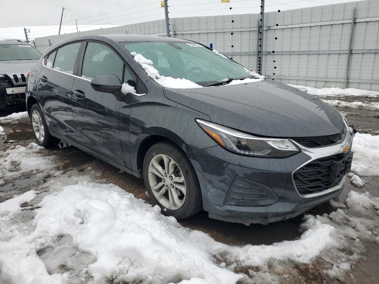 2019 Chevrolet Cruze VIN 3G1BE6SM7KS581160 Copart auction photo, side / front end damage thumbnail 4