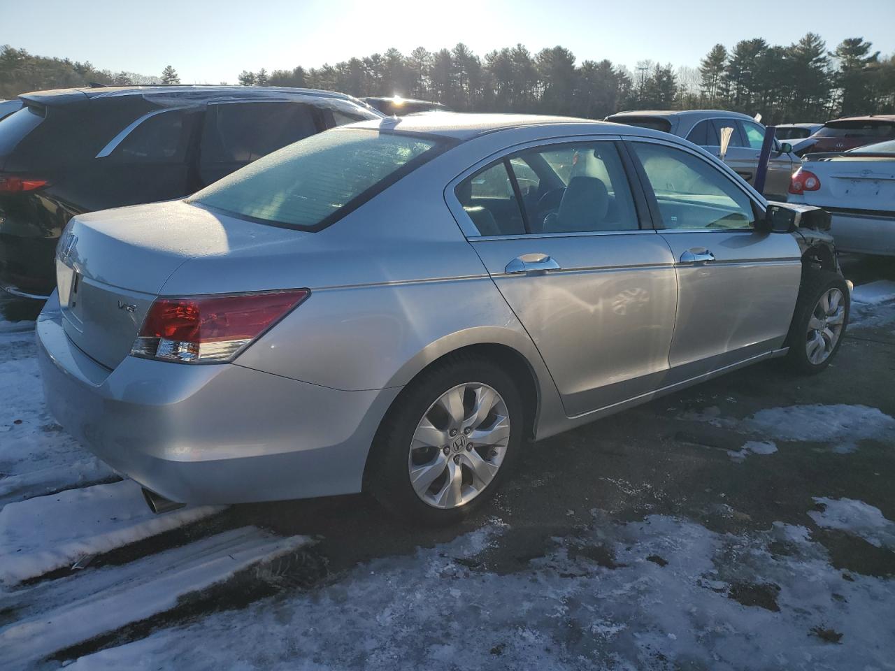 2009 Honda Accord VIN 1HGCP36849A032059 Copart auction photo, front end / minor dent/scratches damage thumbnail 3