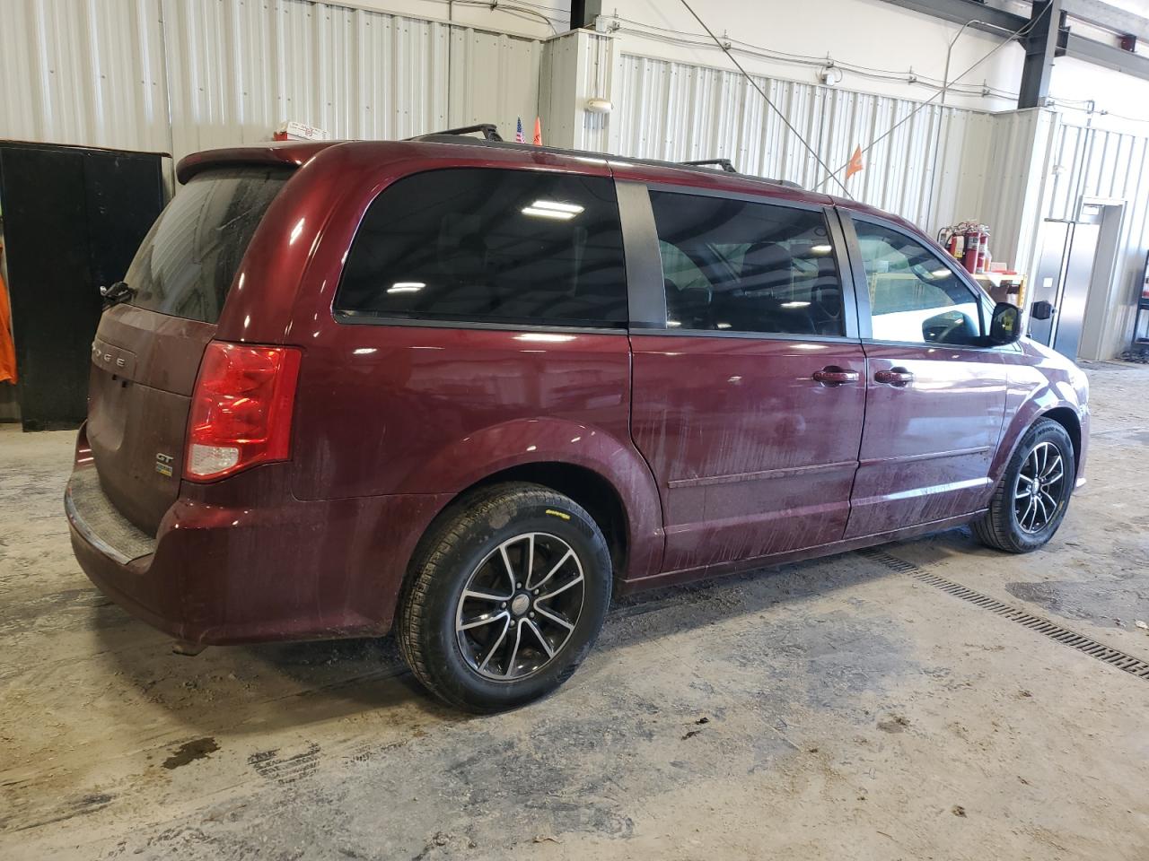2017 Dodge Caravan VIN 2C4RDGEGXHR731658 Copart auction photo, front end damage thumbnail 3