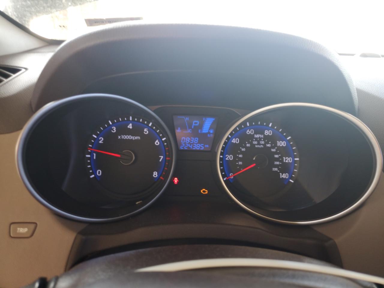2011 Hyundai Tucson VIN KM8JU3AC2BU253086 Copart auction photo, front end / minor dent/scratches damage thumbnail 9