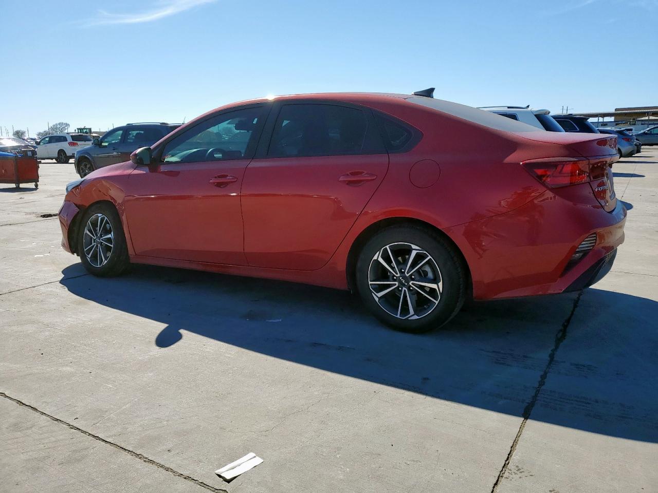 2022 KIA Forte VIN 3KPF24AD9NE463749 Copart auction photo, front end / side damage thumbnail 2
