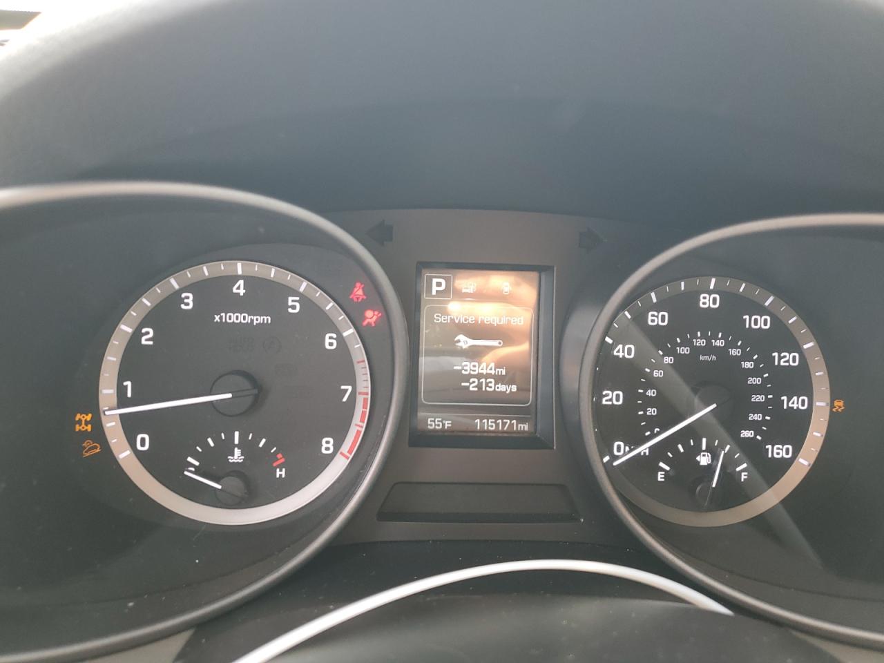 2017 Hyundai Santa Fe VIN 5XYZUDLB2HG416377 Copart auction photo, front end damage thumbnail 9