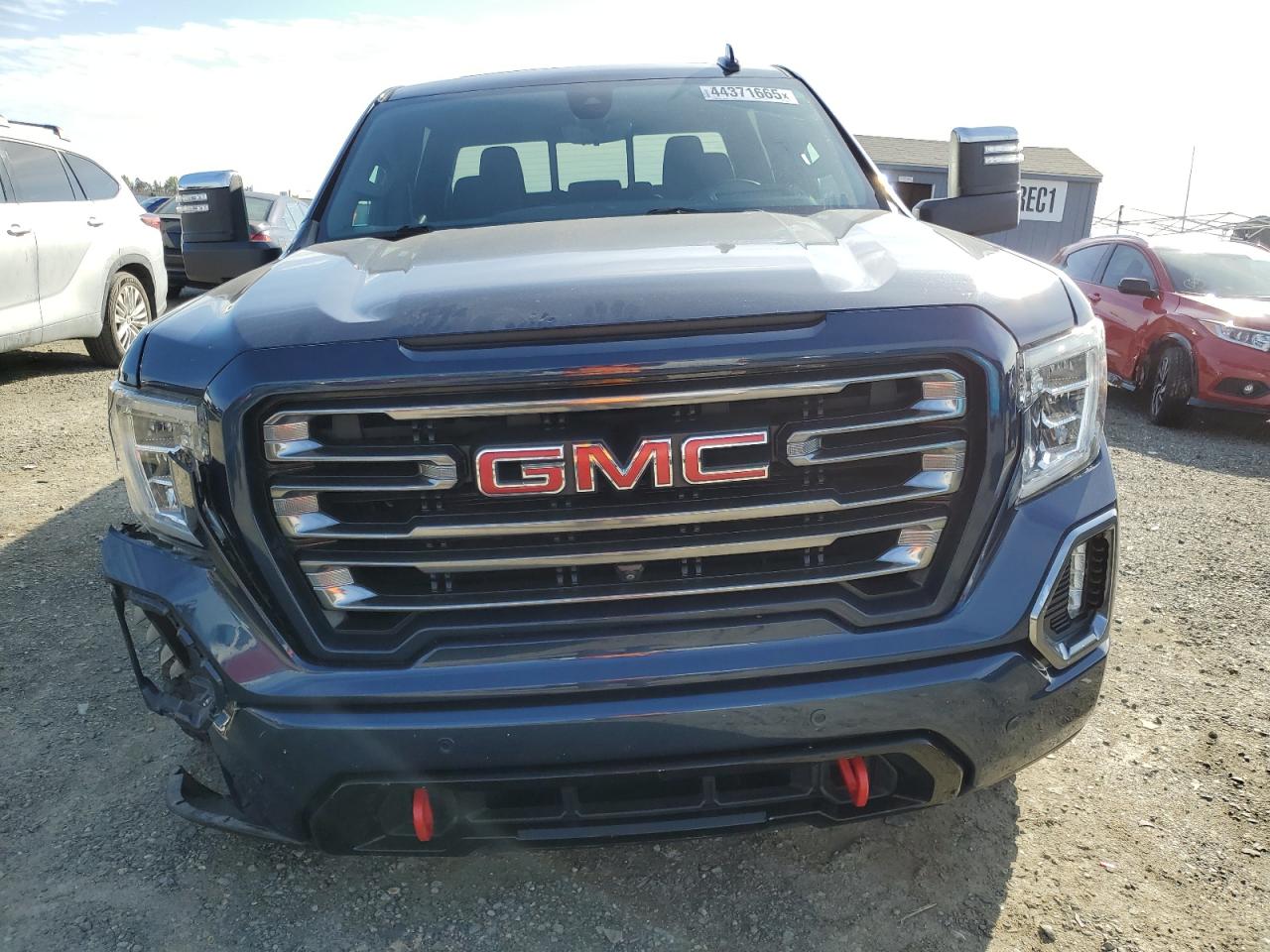 2020 GMC Sierra VIN 3GTU9EET5LG382842 Copart auction photo, front end / side damage thumbnail 5