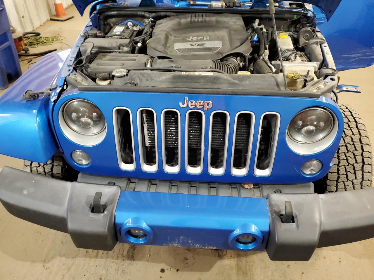 2016 Jeep Wrangler VIN 1C4BJWEG1GL172108 Copart auction photo, side / minor dent/scratches damage thumbnail 12