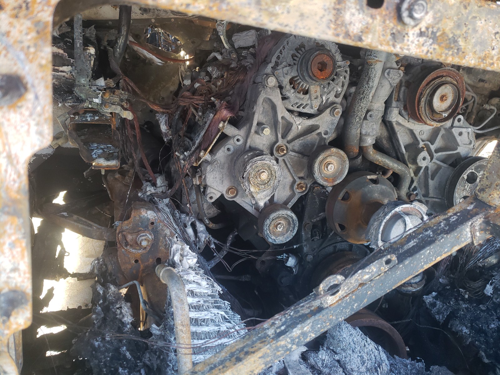 2016 Chevrolet Silverado VIN 1GC1KXE80GF259858 Copart auction photo, burn damage thumbnail 7