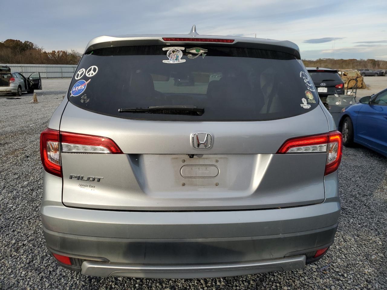 2020 Honda Pilot VIN 5FNYF5H57LB026924 Copart auction photo, all over damage thumbnail 6