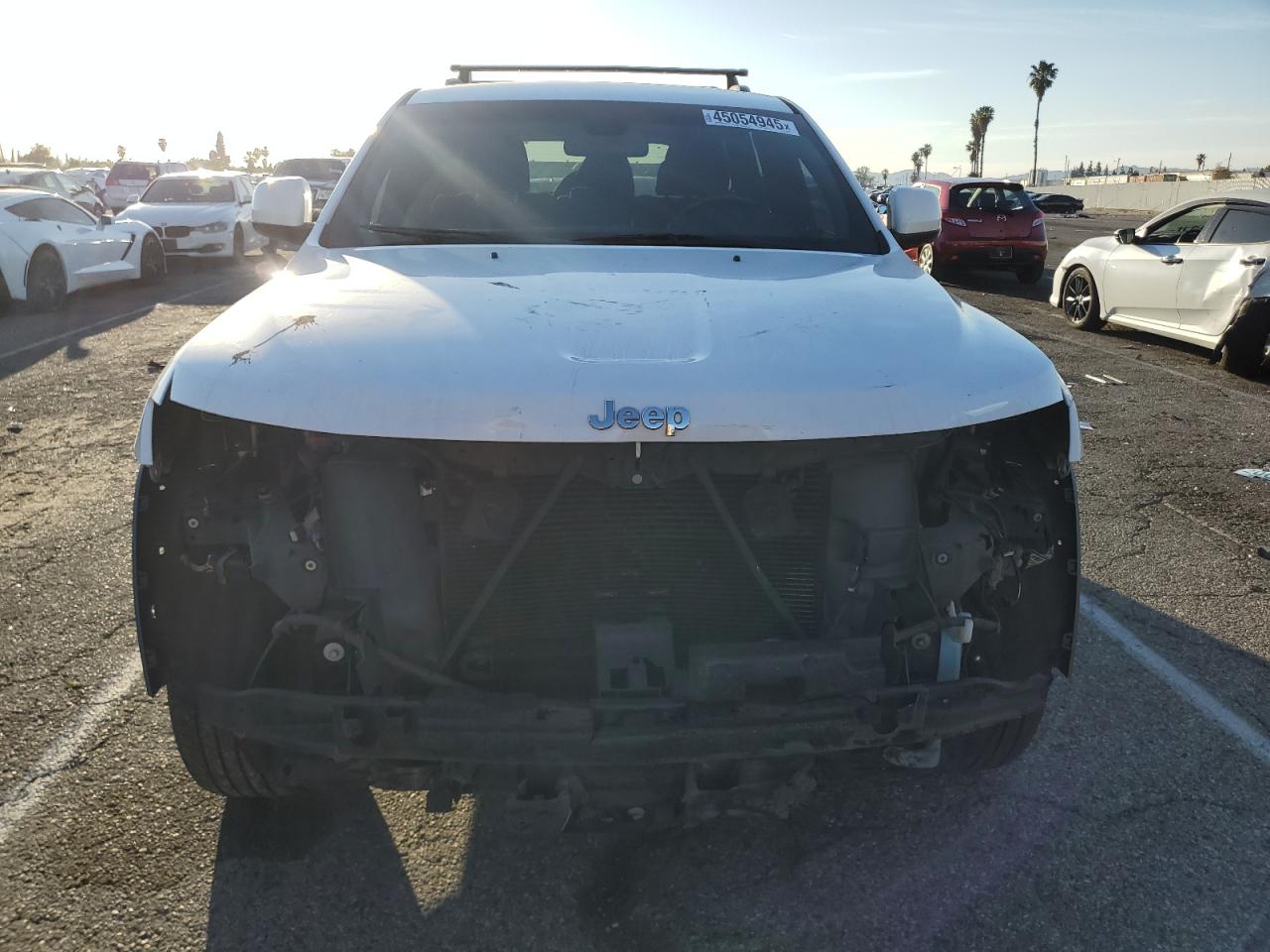 2015 Jeep Grand Cherokee VIN 1C4RJFAG3FC925396 Copart auction photo, front end / minor dent/scratches damage thumbnail 5