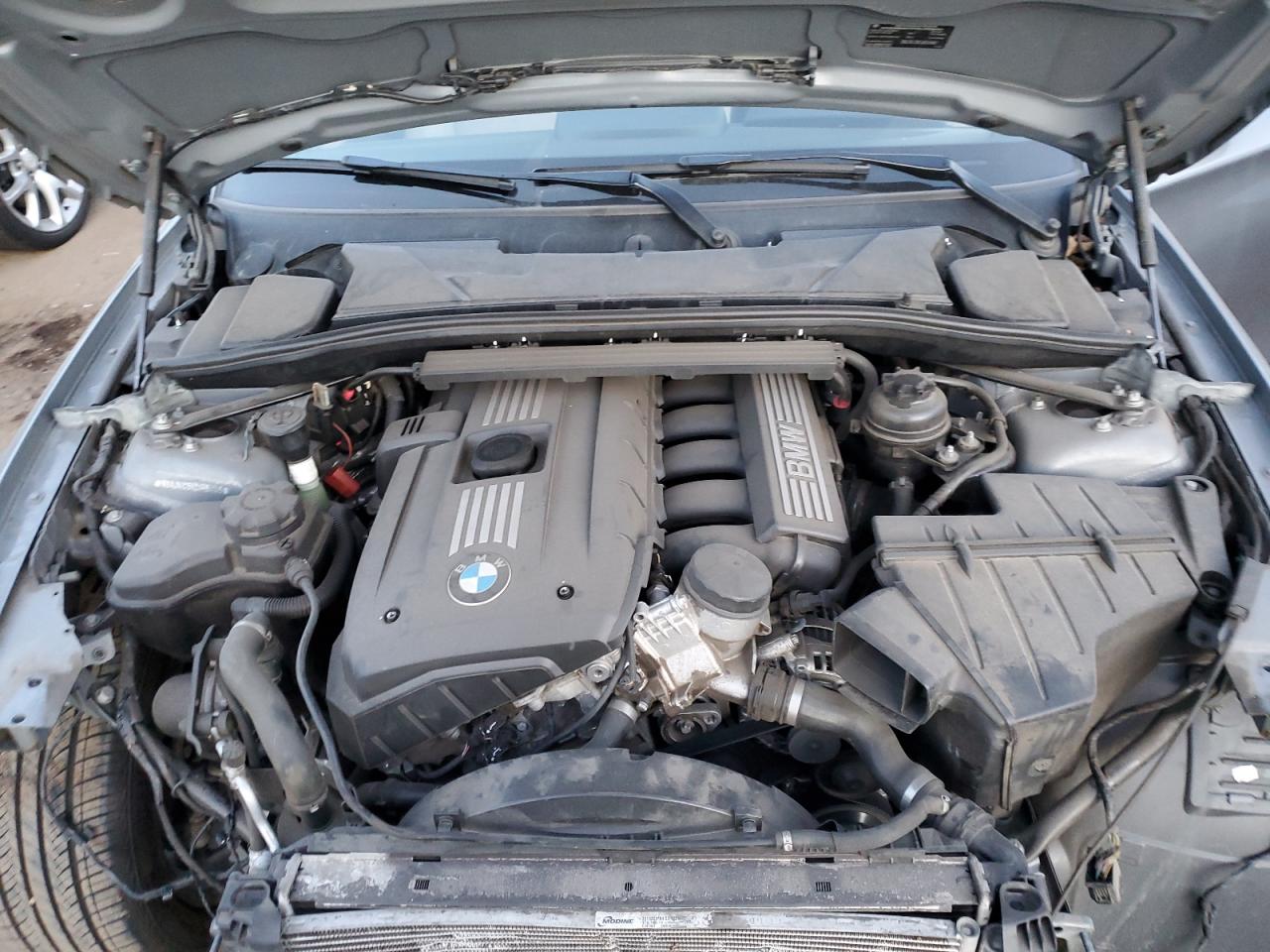 2012 BMW 1er VIN WBAUN1C5XCVH84145 Copart auction photo, front end damage thumbnail 11