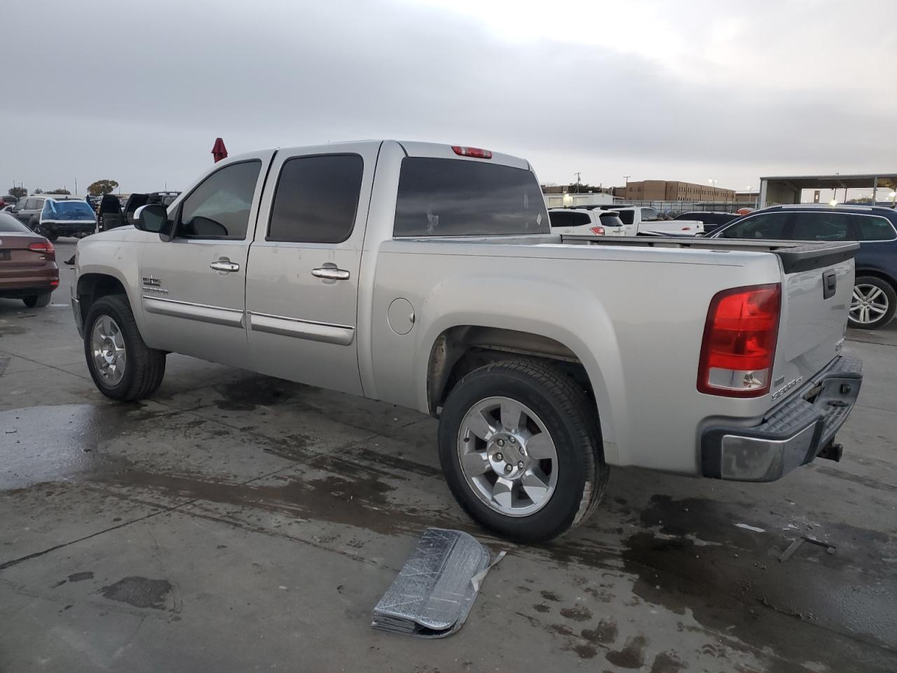 2010 GMC Sierra VIN 3GTRCVE09AG252590 Copart auction photo, top/roof damage thumbnail 2