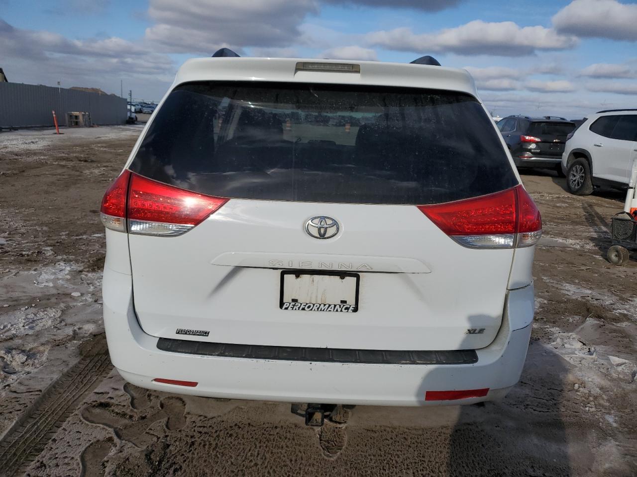 2011 Toyota Sienna VIN 5TDYK3DC3BS052533 Copart auction photo, side / rear end damage thumbnail 6