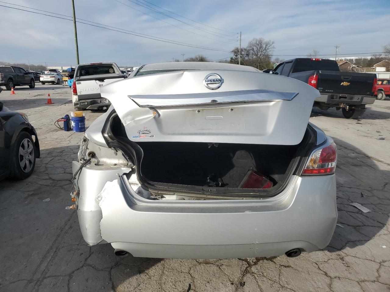 2015 Nissan Altima VIN 1N4AL3AP0FN306366 Copart auction photo, rear end damage thumbnail 6