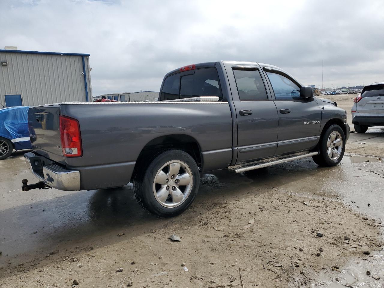 2004 Dodge RAM VIN 1D7HA18D44S738235 Copart auction photo, side / undercarriage damage thumbnail 3