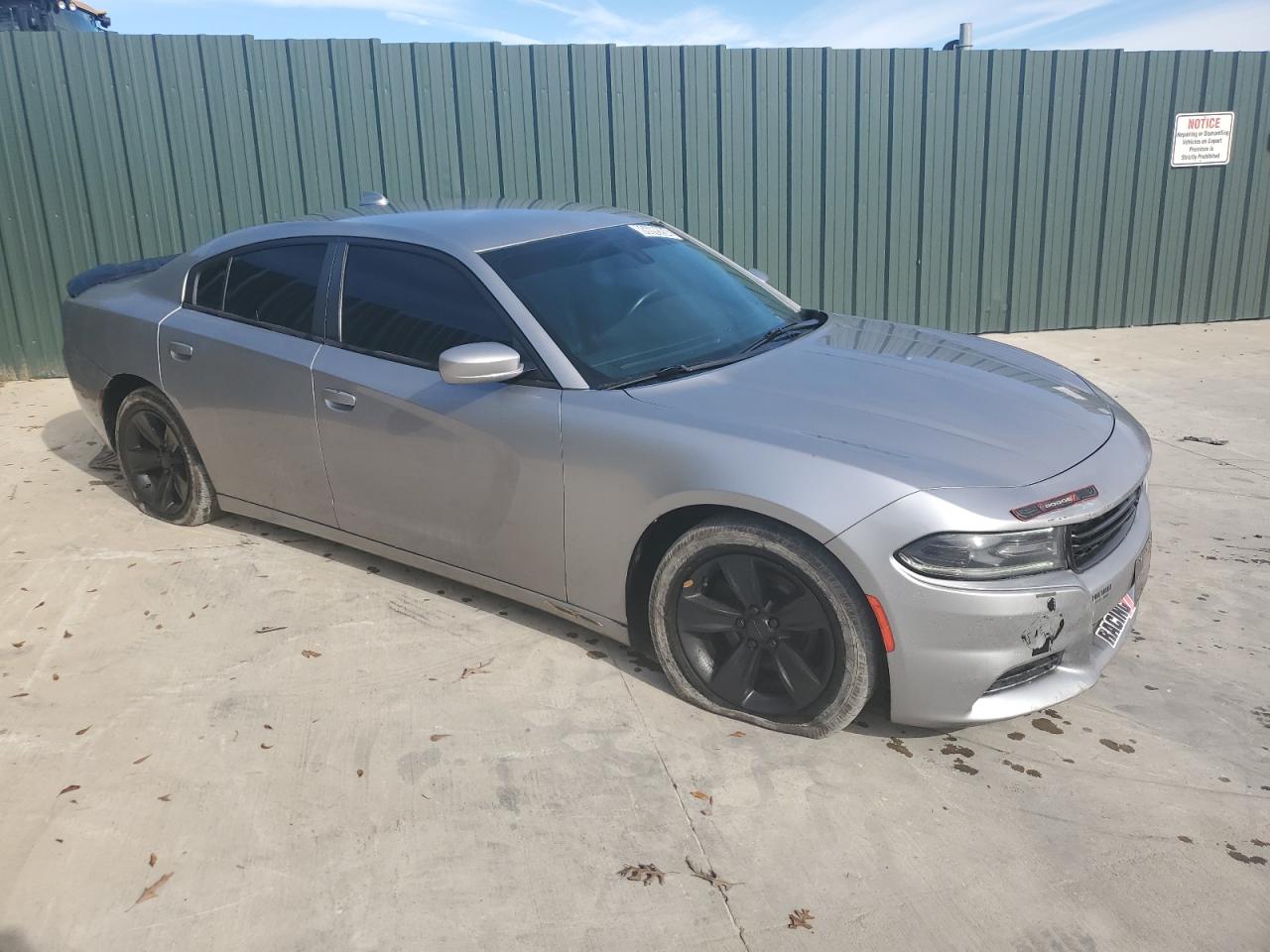 2016 Dodge Charger VIN 2C3CDXHG4GH332528 Copart auction photo, minor dent/scratches damage thumbnail 4