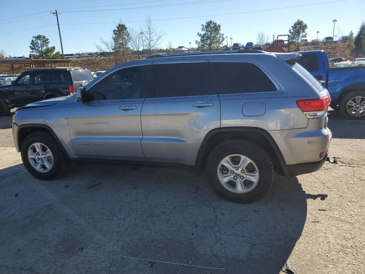 2015 Jeep Grand Cherokee VIN 1C4RJEAGXFC231282 Copart auction photo, all over damage thumbnail 2