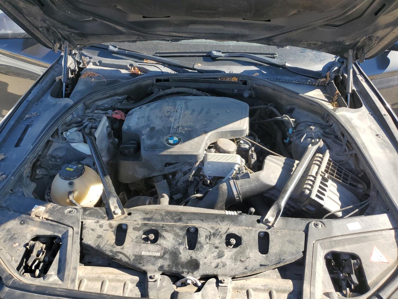 2014 BMW 5er VIN WBA5A5C53ED511688 Copart auction photo, front end / mechanical damage thumbnail 11