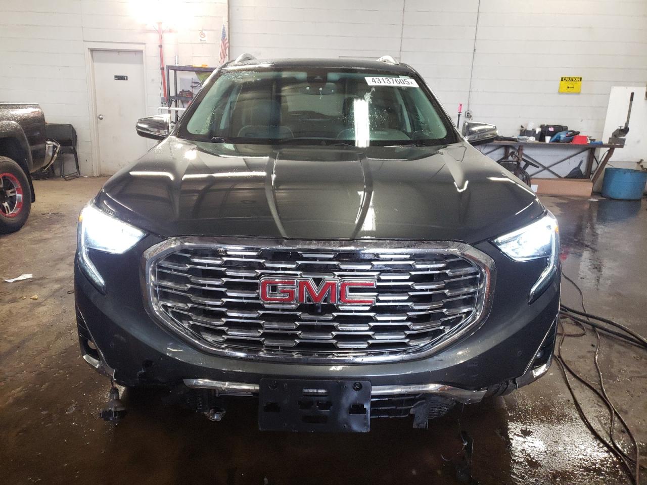 2020 GMC Terrain VIN 3GKALXEX7LL177814 Copart auction photo, front end / undercarriage damage thumbnail 5