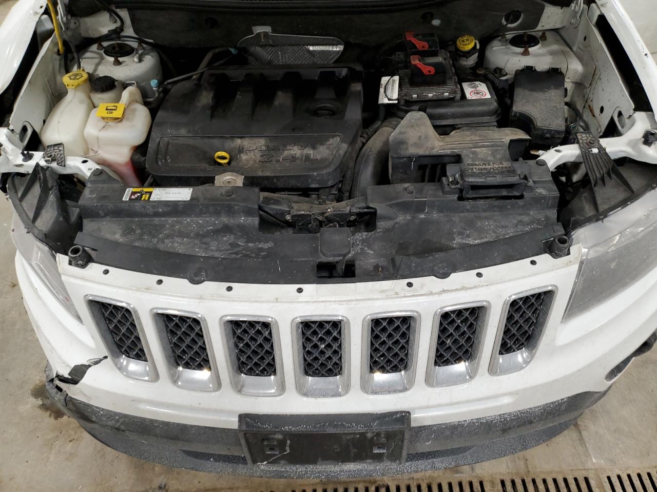 2016 Jeep Compass VIN 1C4NJDBB8GD518384 Copart auction photo, front end / side damage thumbnail 14