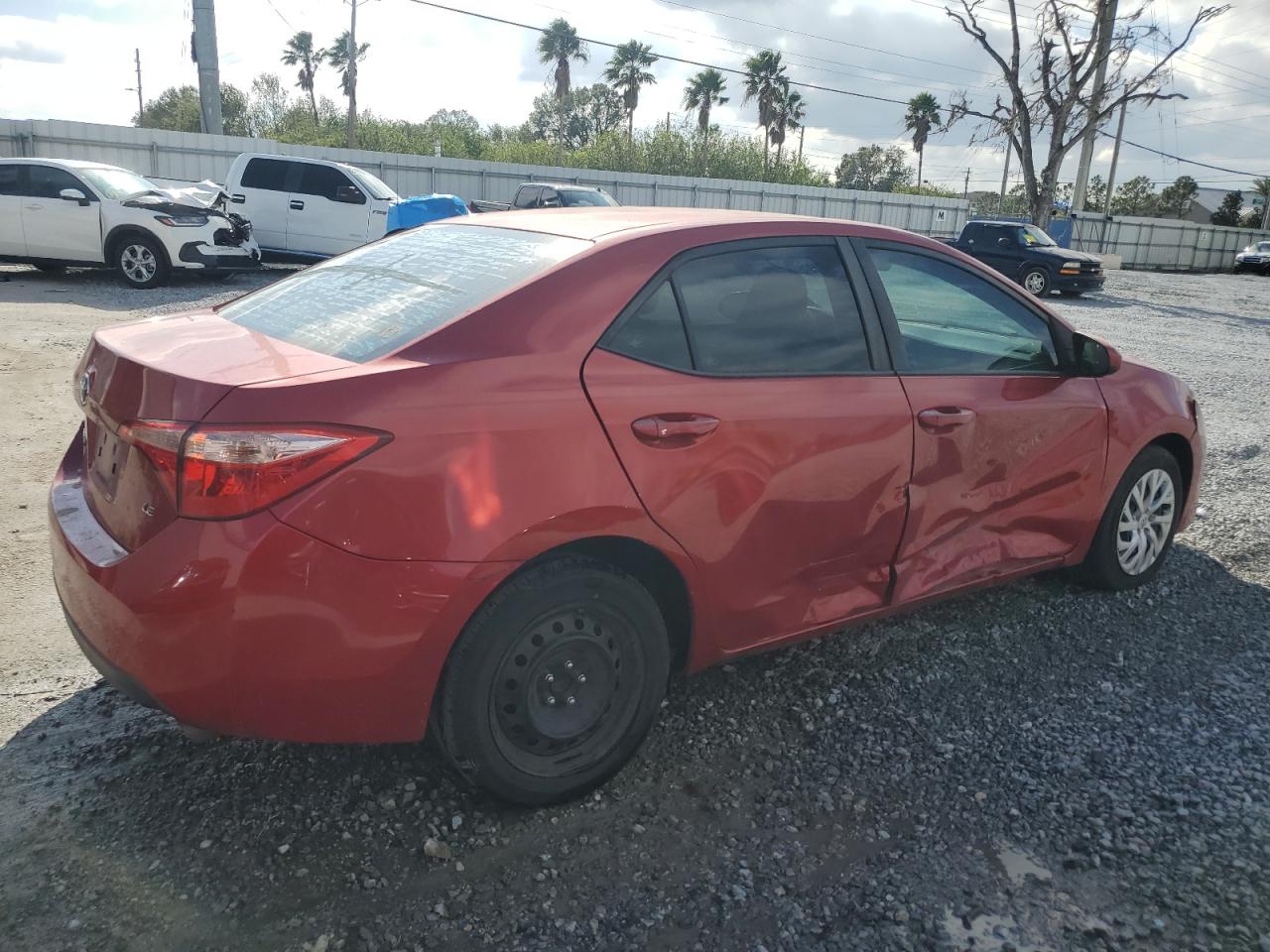 2018 Toyota Corolla VIN 5YFBURHEXJP828615 Copart auction photo, side / rear end damage thumbnail 3