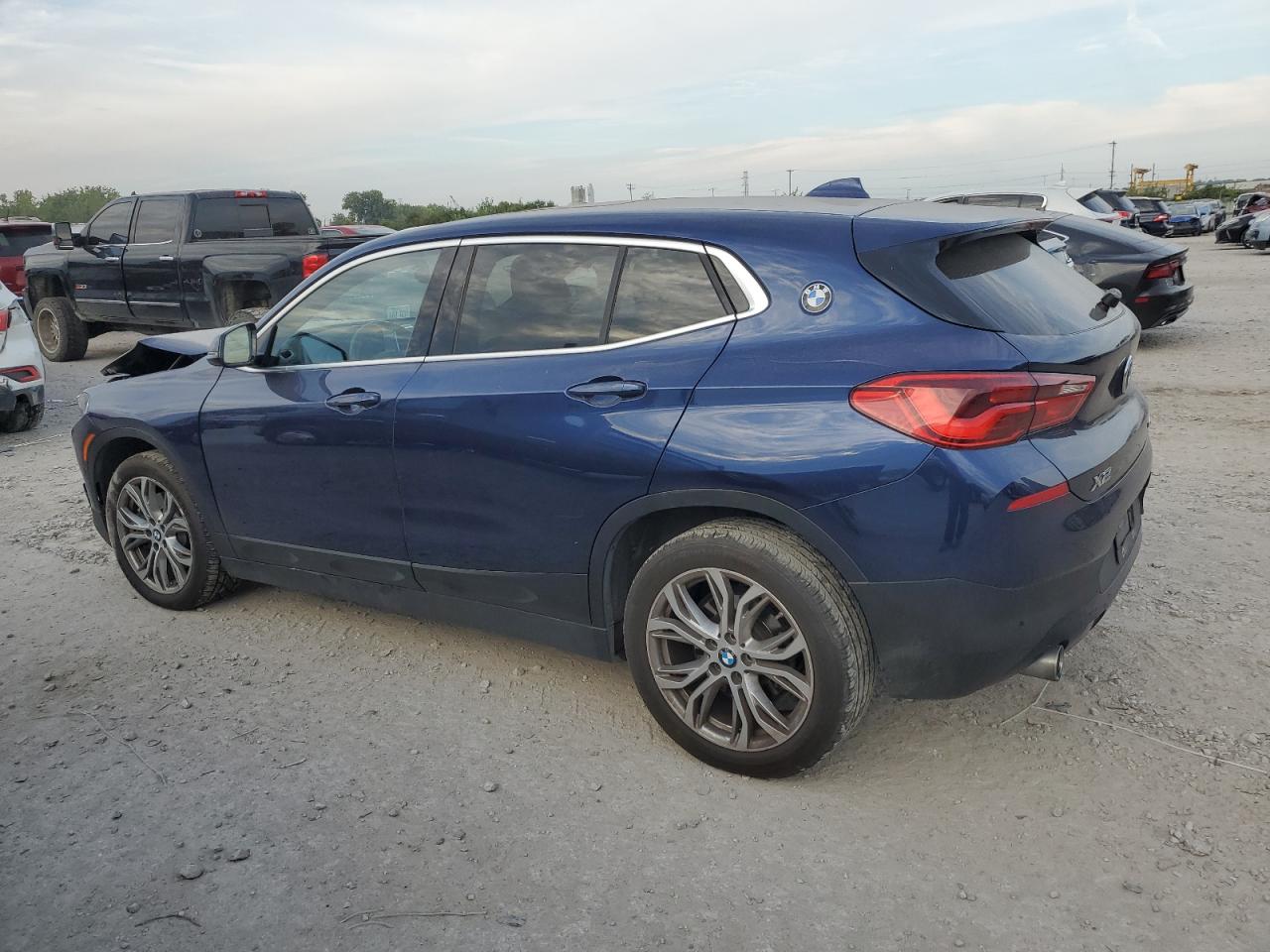 2020 BMW X2 VIN WBXYJ1C03L5P06827 Copart auction photo, front end / minor dent/scratches damage thumbnail 2