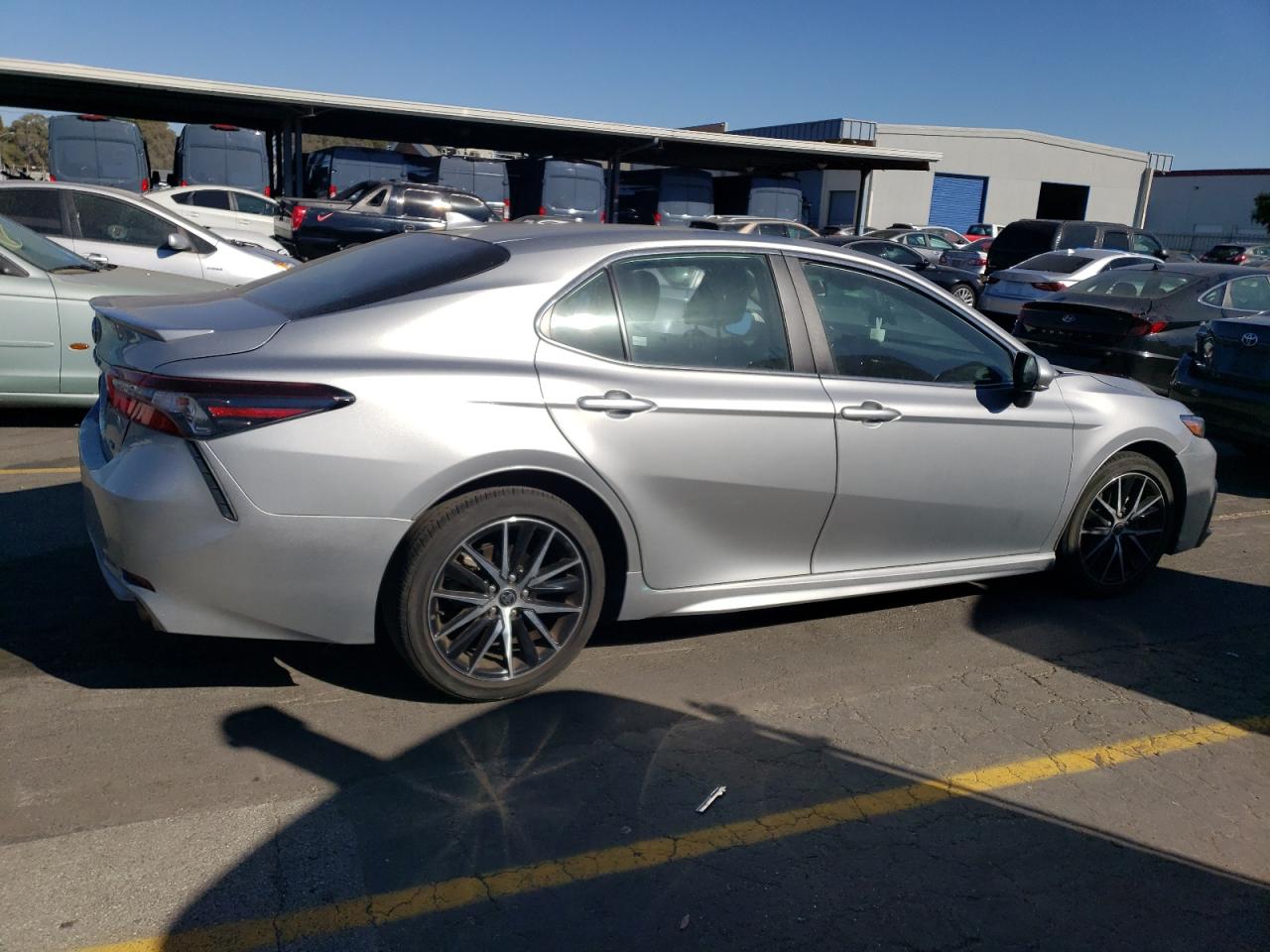 2023 Toyota Camry VIN 4T1G11AKXPU152898 Copart auction photo, all over / burn damage thumbnail 3