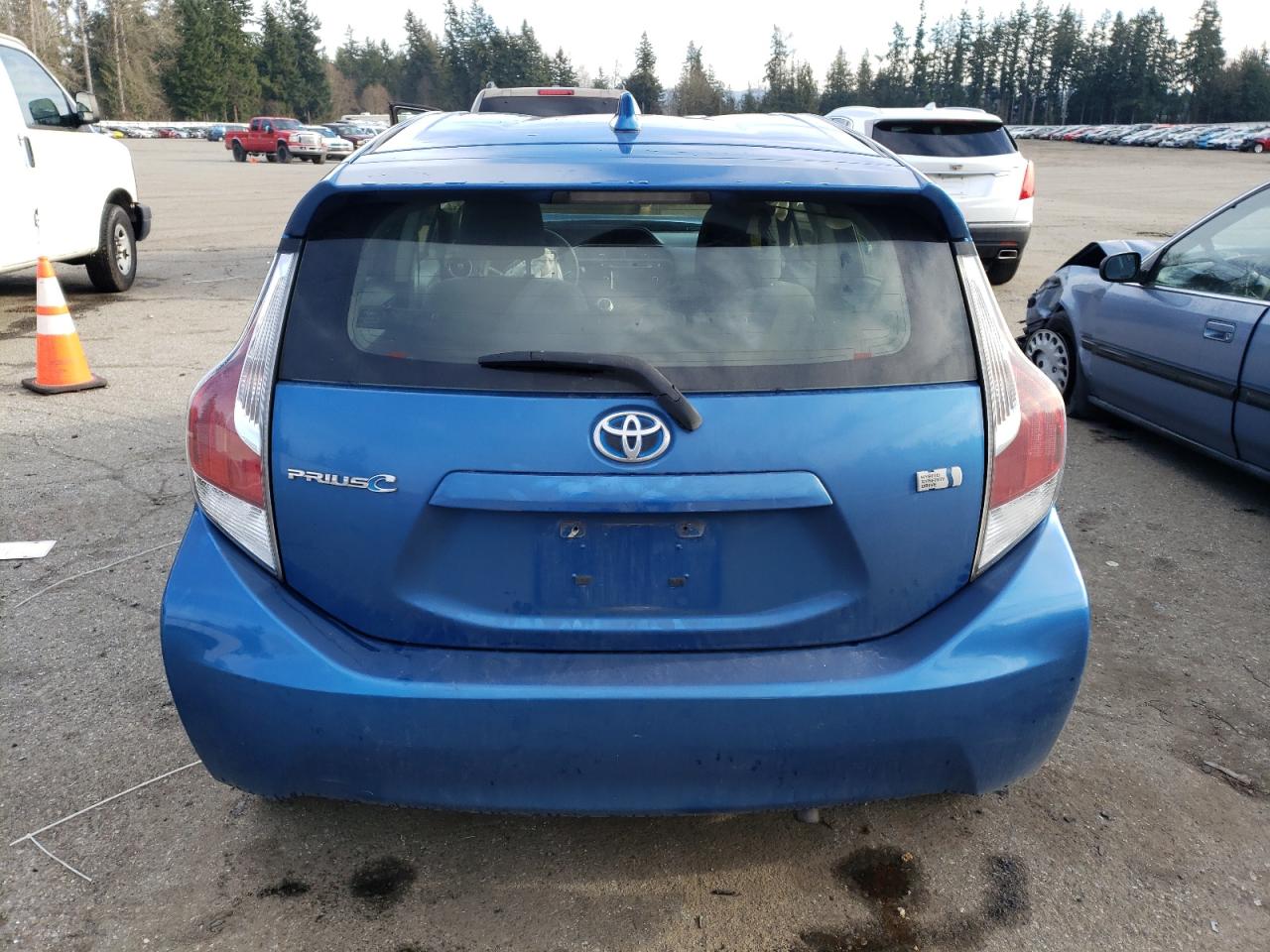 2016 Toyota Prius VIN JTDKDTB37G1135146 Copart auction photo, front end damage thumbnail 6