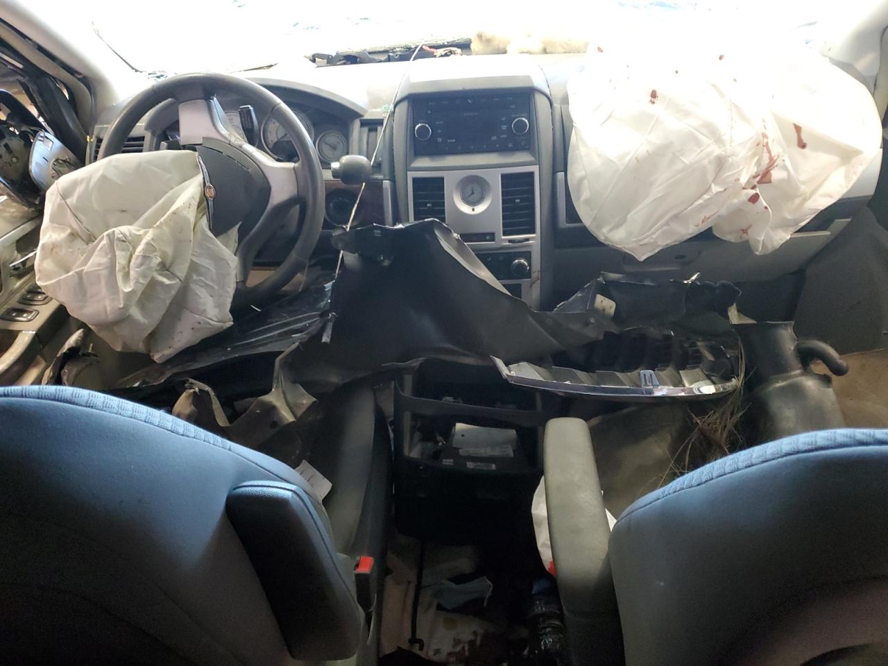 2010 Chrysler Town & Country VIN 2A4RR5D12AR299408 Copart auction photo, rollover damage thumbnail 8