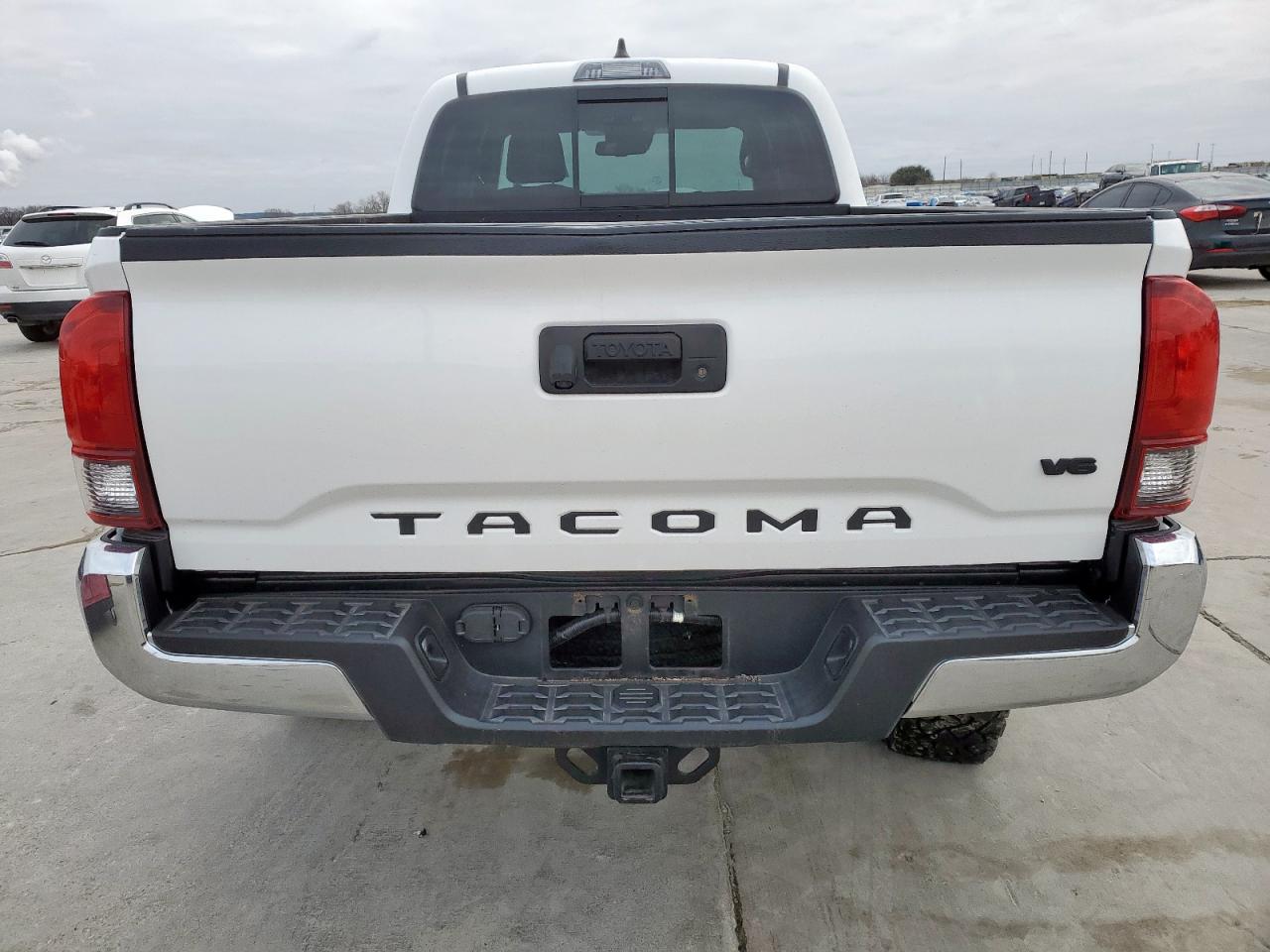 2022 Toyota Tacoma VIN 3TMBZ5DN6NM035681 Copart auction photo, side damage thumbnail 6