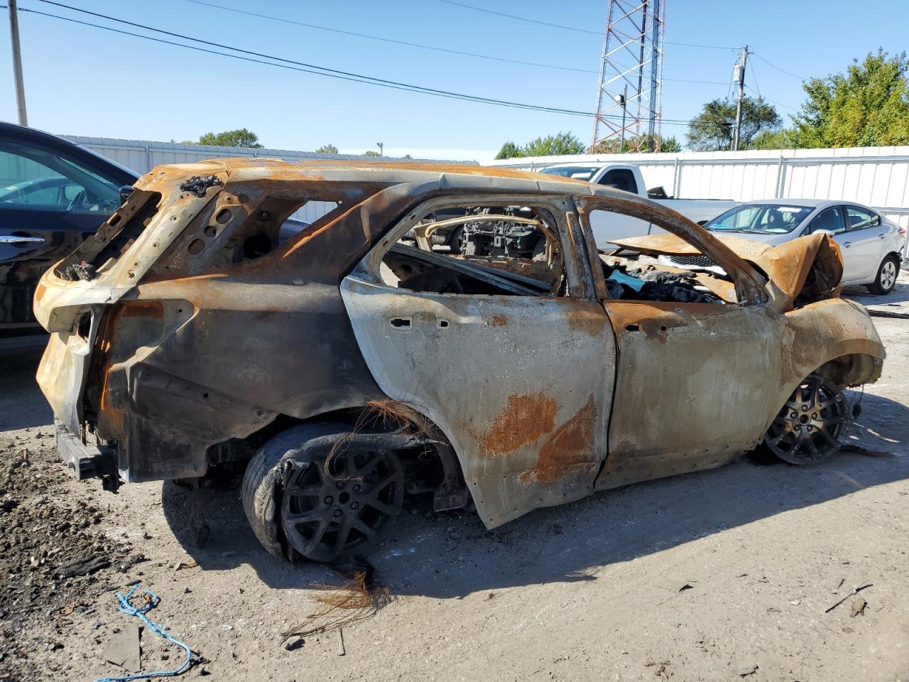 2022 Chevrolet Equinox VIN 3GNAXHEV0NS147302 Copart auction photo, burn damage thumbnail 3