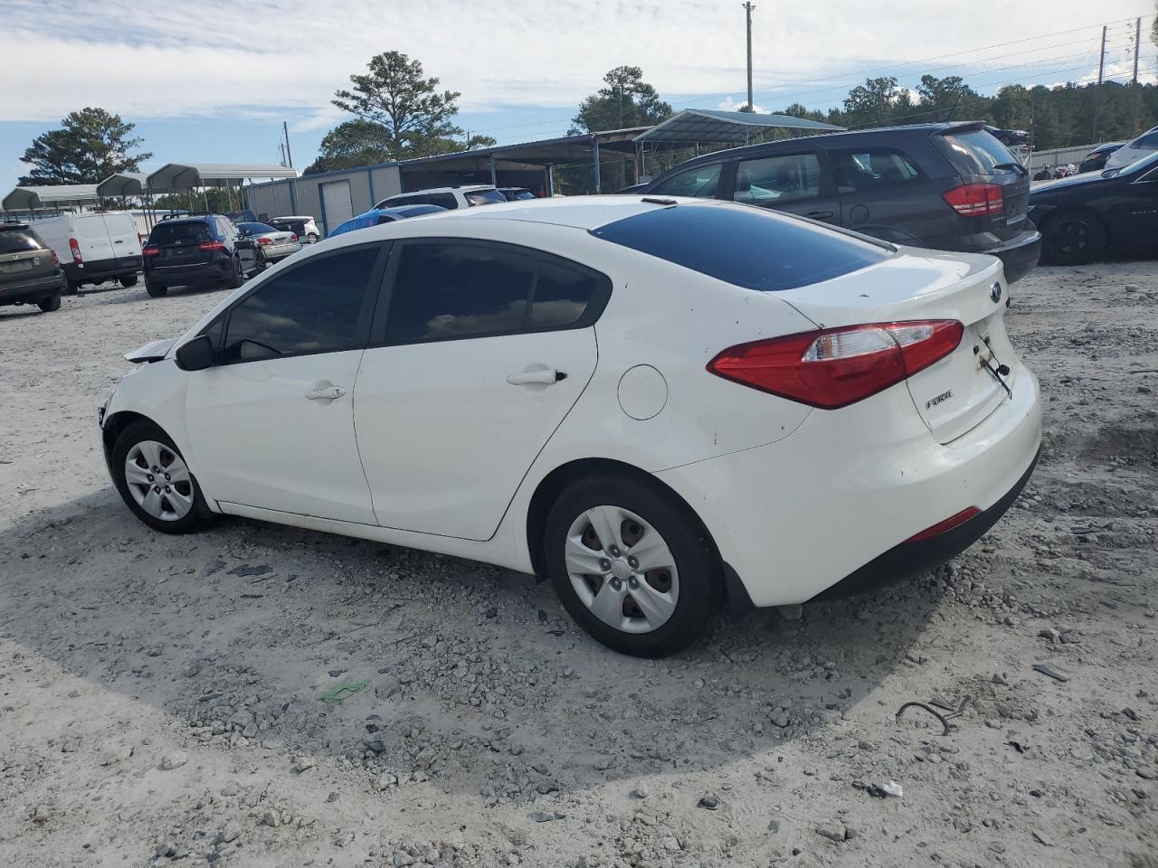 2016 KIA Forte VIN KNAFK4A65G5572349 Copart auction photo, front end damage thumbnail 2