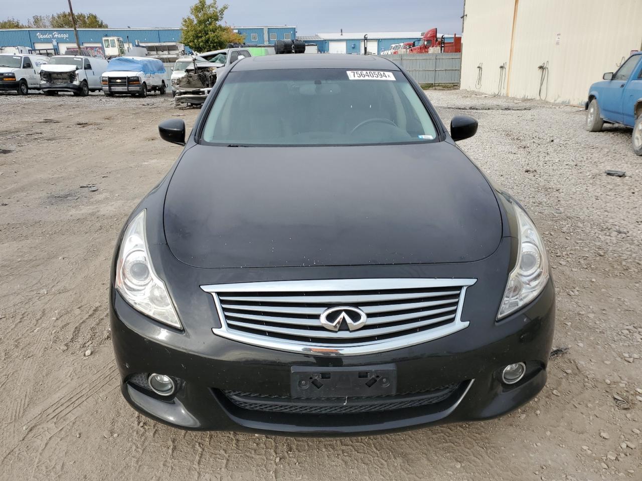 2015 Infiniti Q40 VIN JN1CV6AR4FM521595 Copart auction photo, vandalism damage thumbnail 5