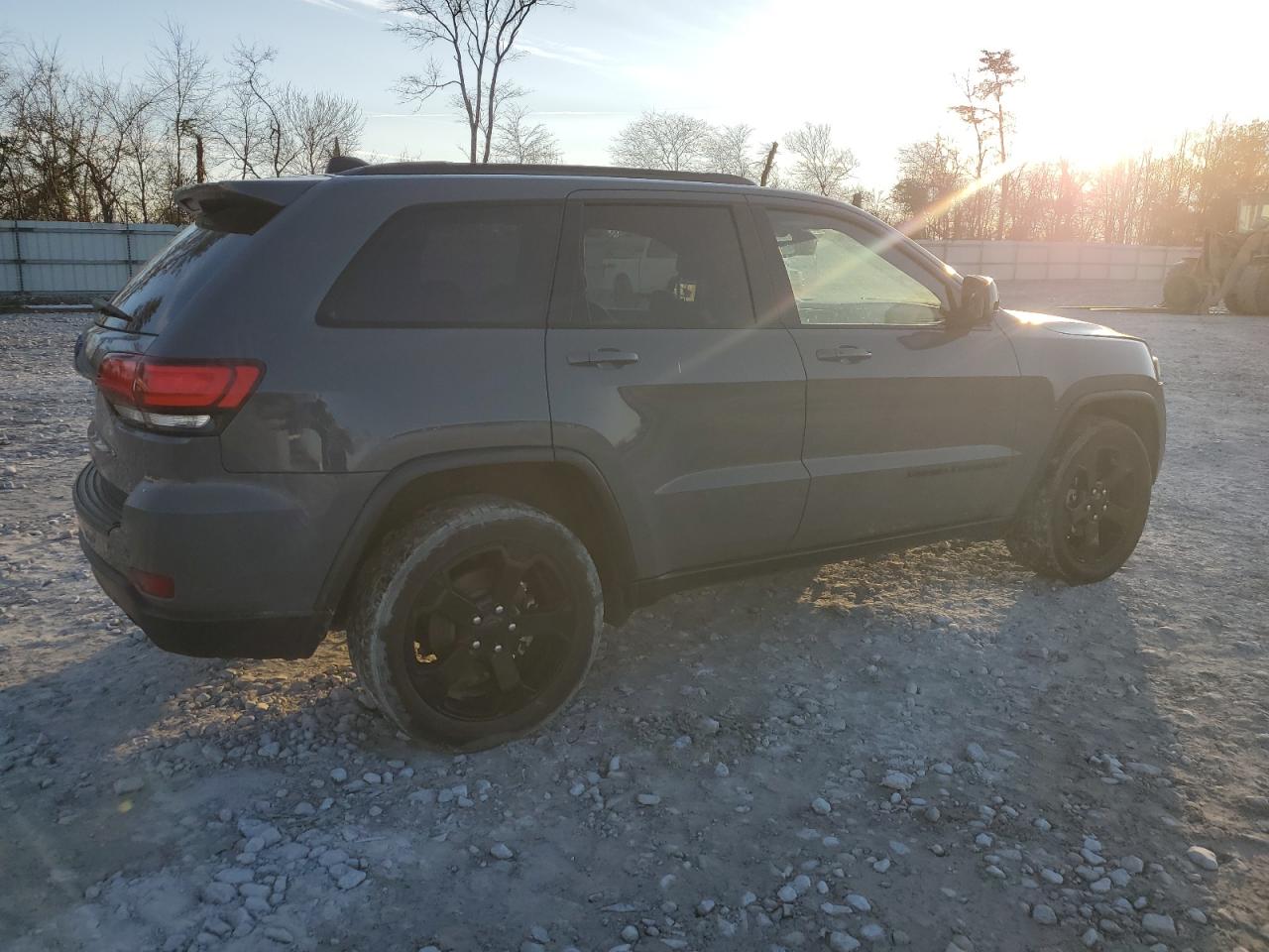 2020 Jeep Grand Cherokee VIN 1C4RJEAGXLC145336 Copart auction photo, front end damage thumbnail 3