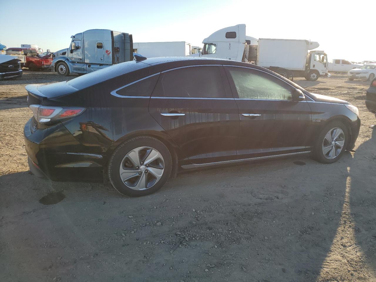 2017 Hyundai Sonata VIN KMHE34L13HA048649 Copart auction photo, water/flood / rear end damage thumbnail 3