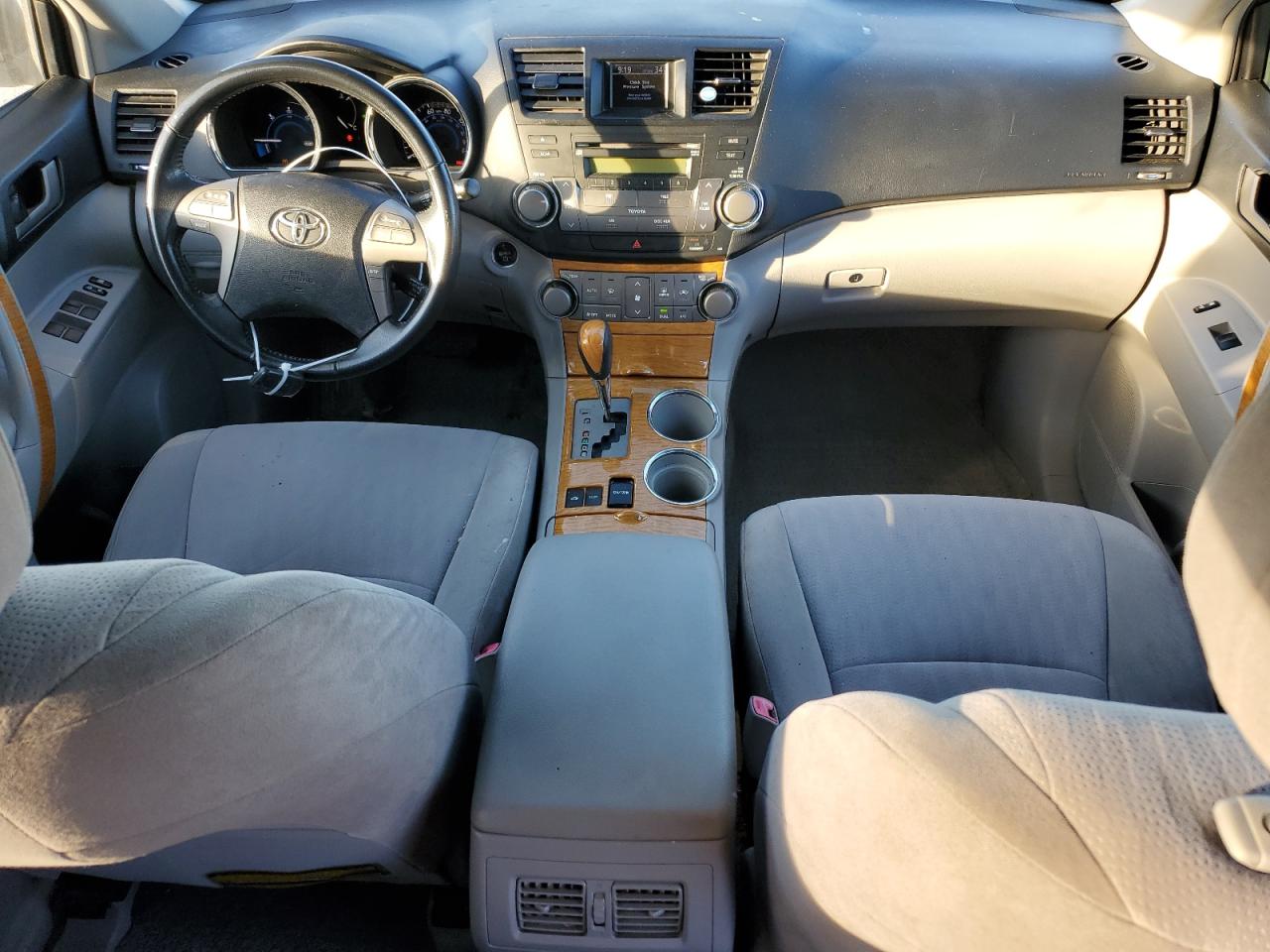 2008 Toyota Highlander VIN JTEEW41A682021174 Copart auction photo, front end / minor dent/scratches damage thumbnail 8