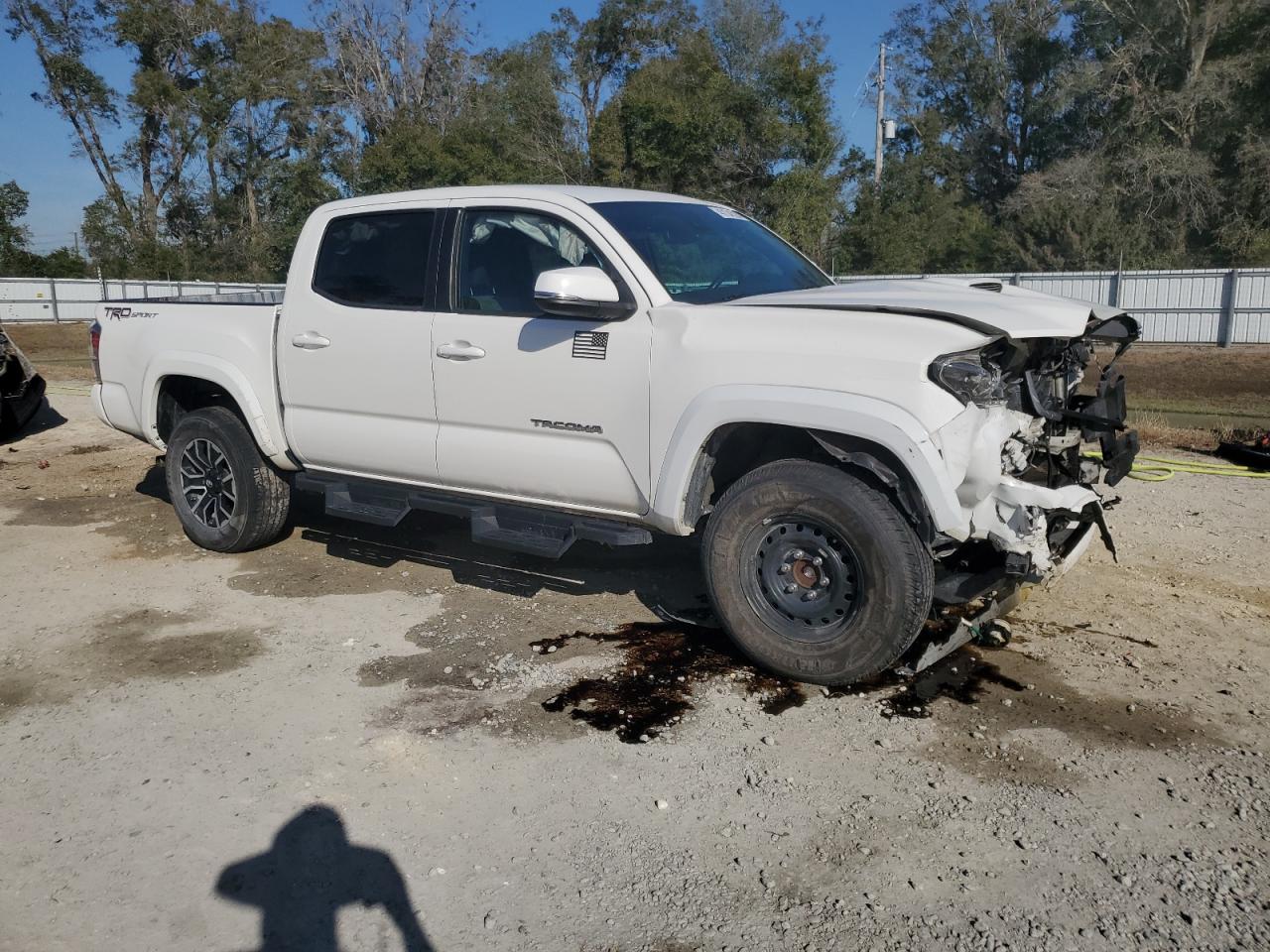 2021 Toyota Tacoma VIN 3TYAZ5CN7MT002995 Copart auction photo, front end damage thumbnail 4