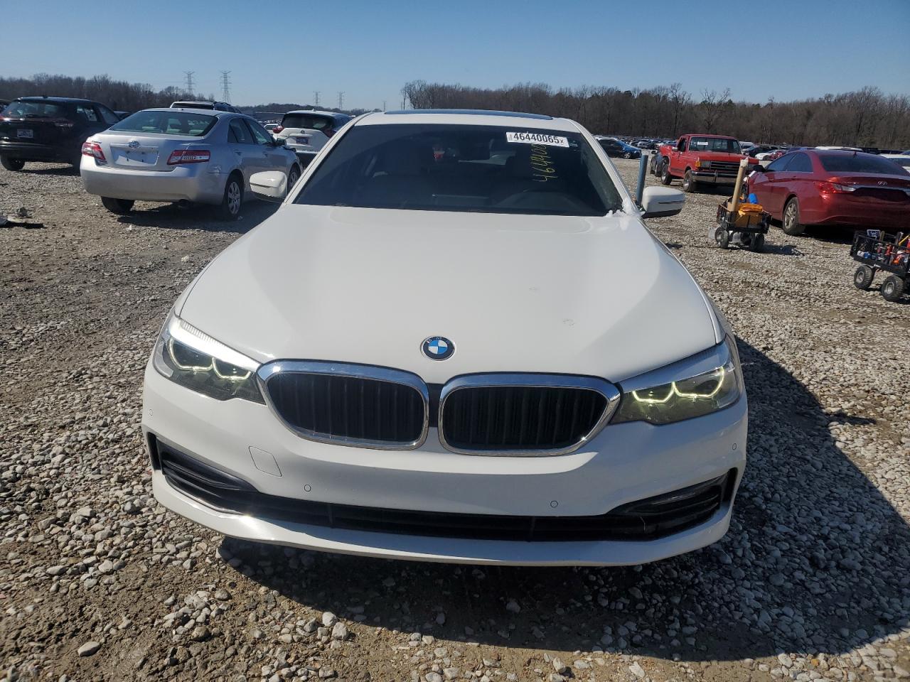 2018 BMW 5er VIN WBAJA5C56JWA37008 Copart auction photo, rear end / minor dent/scratches damage thumbnail 5