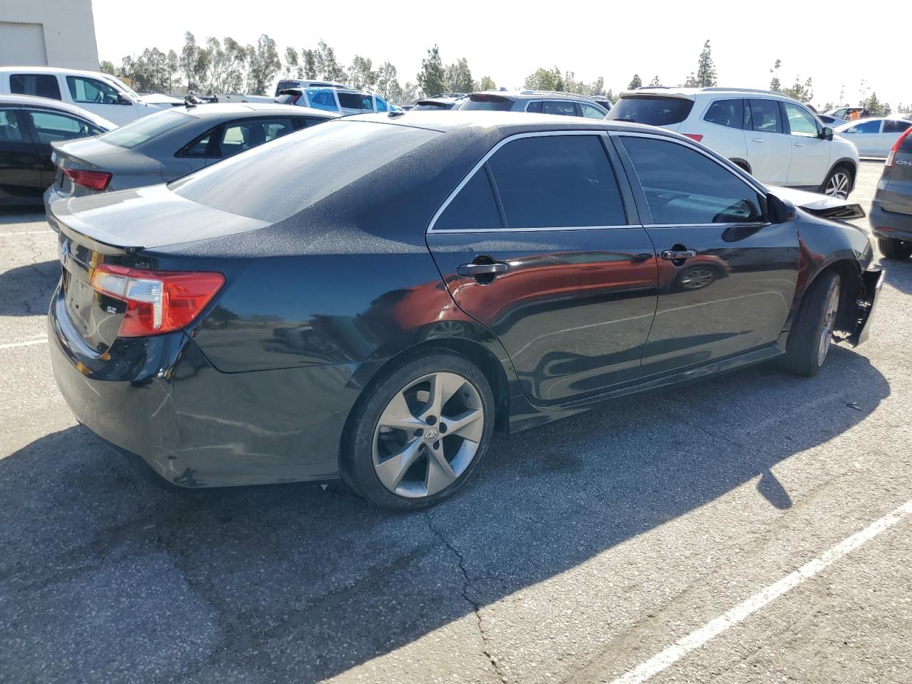 2012 Toyota Camry VIN 4T1BK1FK3CU018664 Copart auction photo, front end damage thumbnail 3