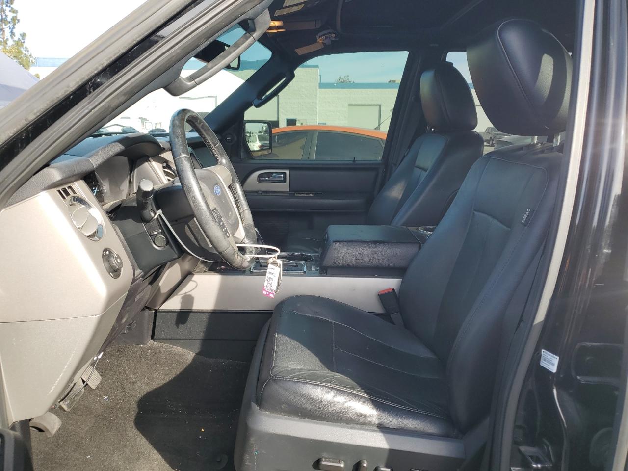 2017 Ford Expedition VIN 1FMJK1KTXHEA62303 Copart auction photo, rear end damage thumbnail 7