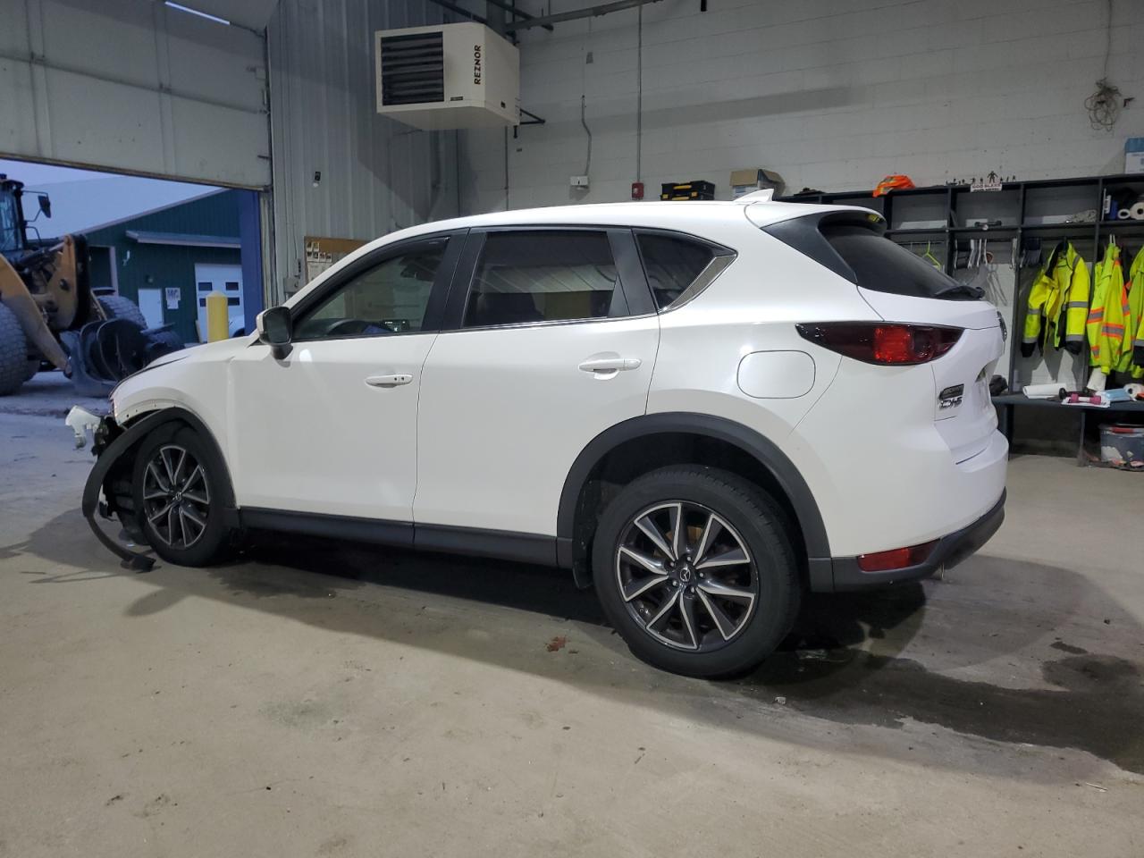 2018 Mazda CX-5 VIN JM3KFACM9J1323669 Copart auction photo, front end / minor dent/scratches damage thumbnail 2