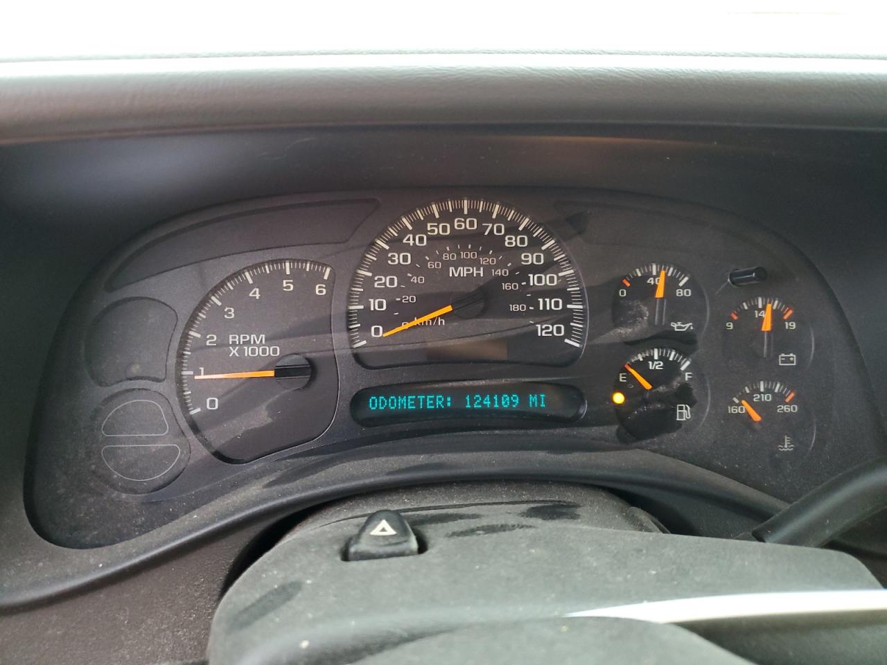 2005 GMC Sierra VIN 2GTEC19T551337520 Copart auction photo, rear end / side damage thumbnail 9
