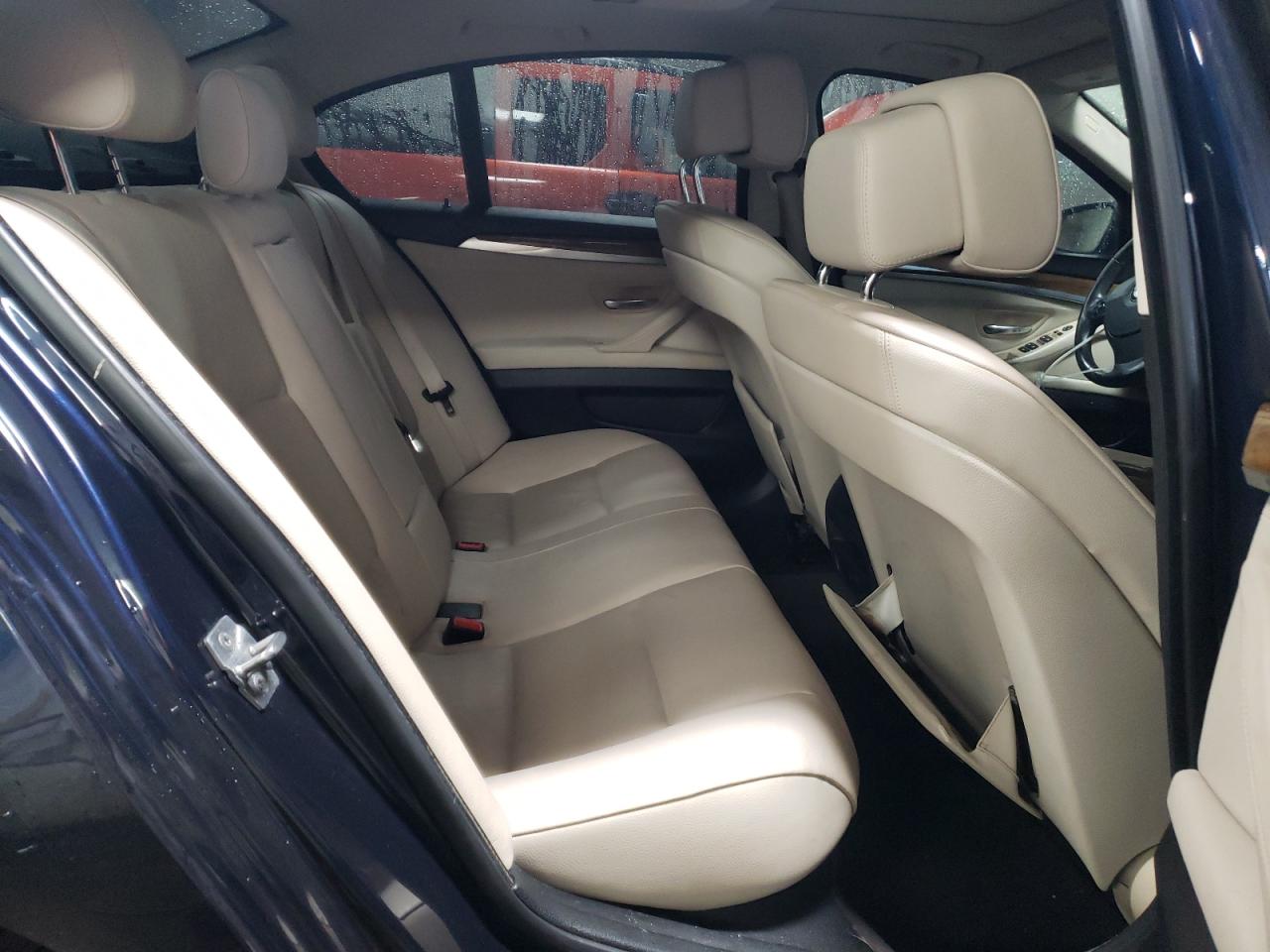 2011 BMW 5er VIN WBAFR1C54BC673353 Copart auction photo, front end damage thumbnail 10