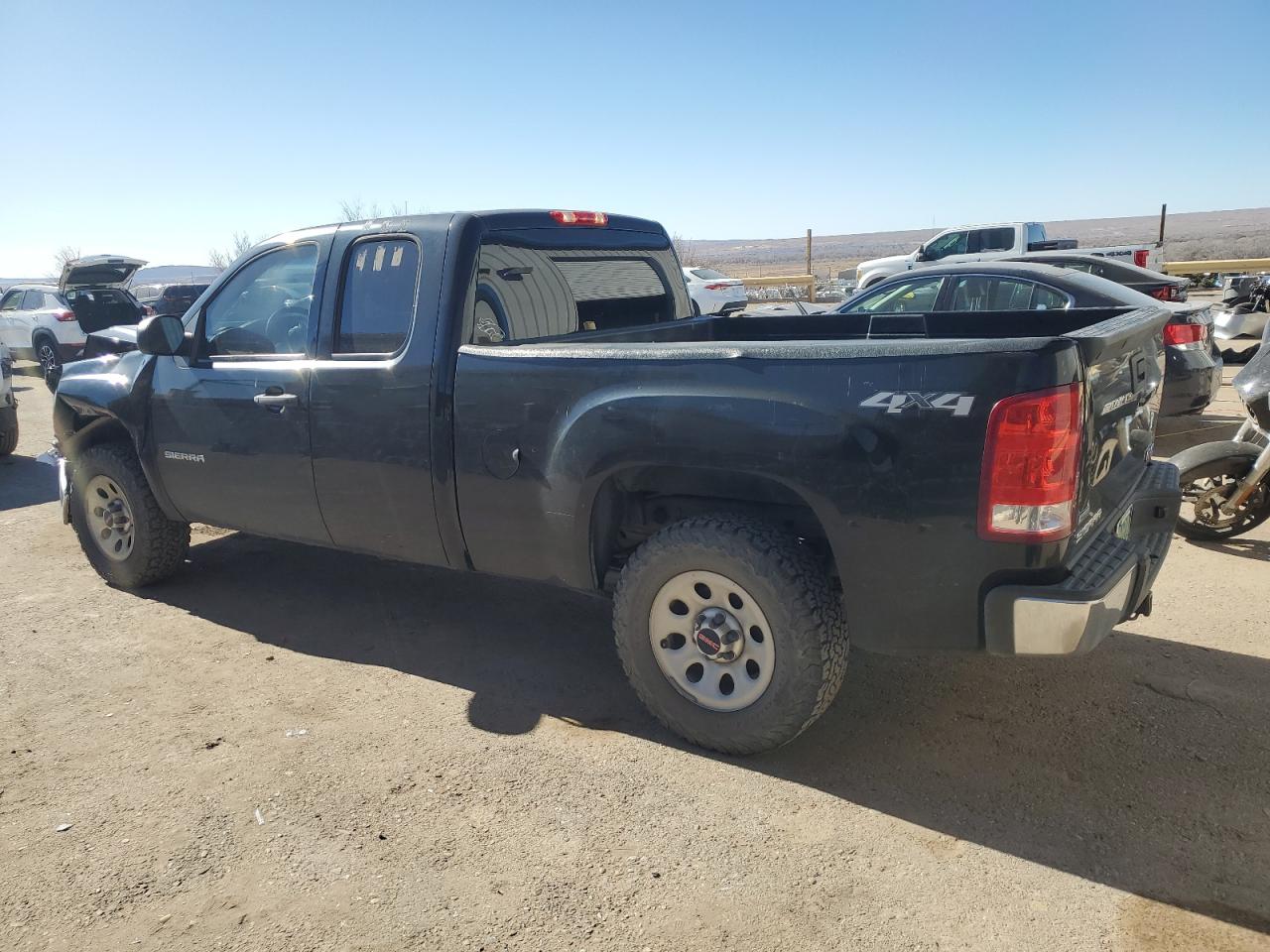 2012 GMC Sierra VIN 1GTR2TEA0CZ323002 Copart auction photo, front end damage thumbnail 2