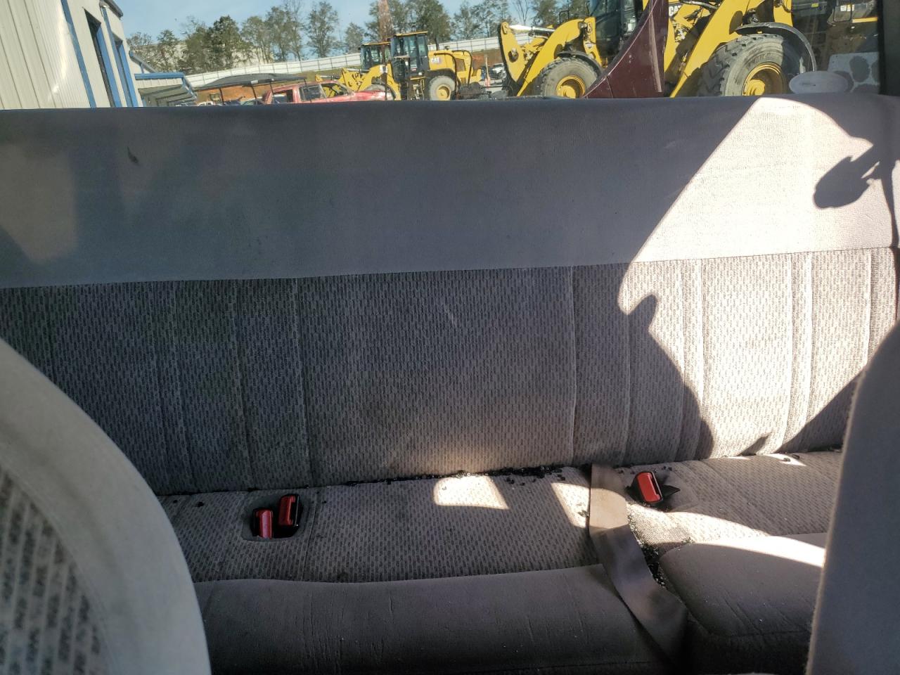 1998 Ford F-150 VIN 1FTZX08W6WKA55383 Copart auction photo, side / front end damage thumbnail 10
