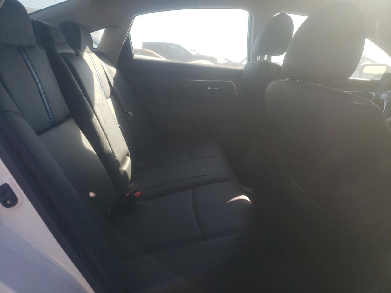 2018 Nissan Altima VIN 1N4AL3AP1JC208936 Copart auction photo, rear end damage thumbnail 10