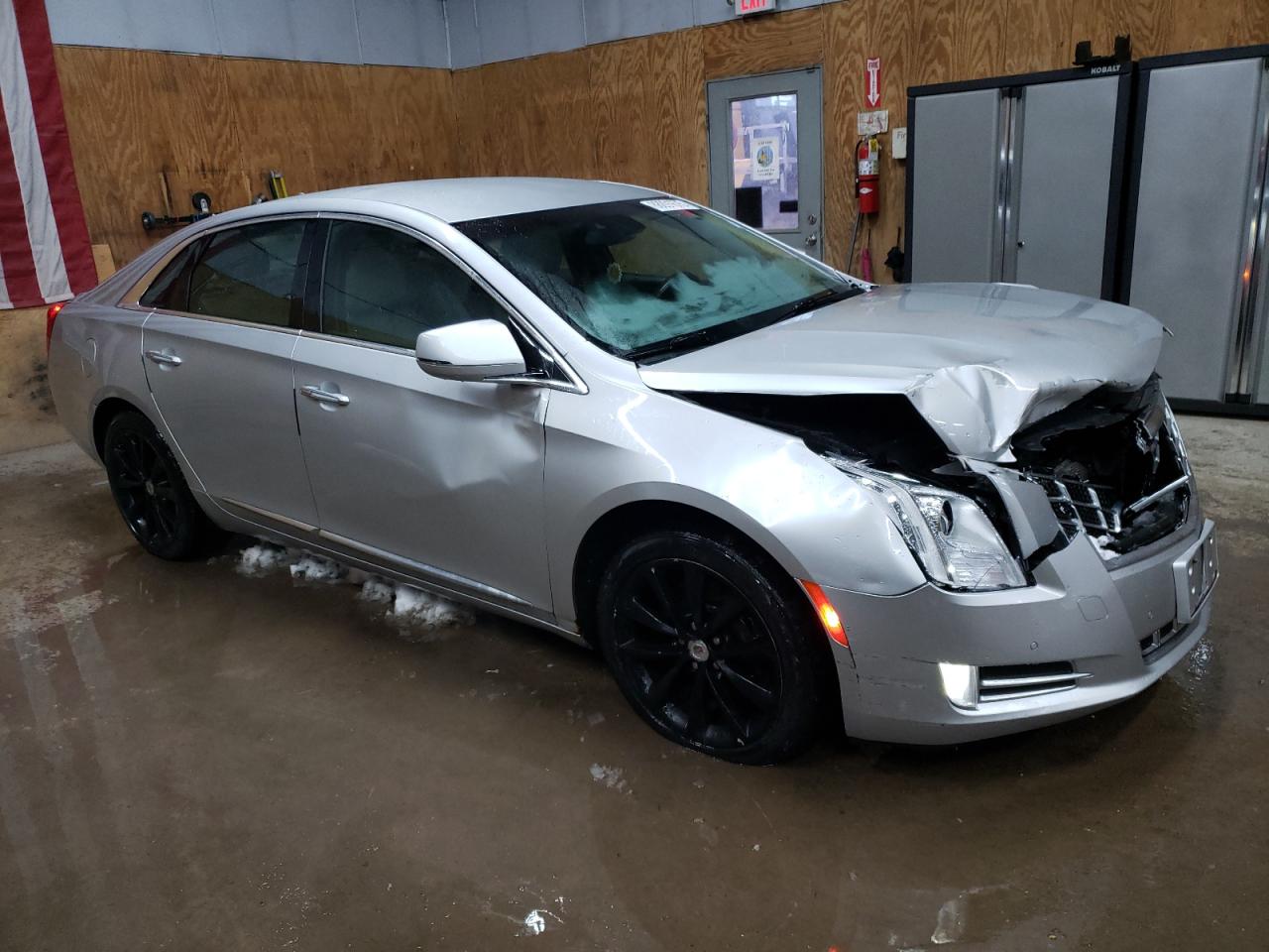 2014 Cadillac XTS VIN 2G61N5S39E9271391 Copart auction photo, front end / side damage thumbnail 4