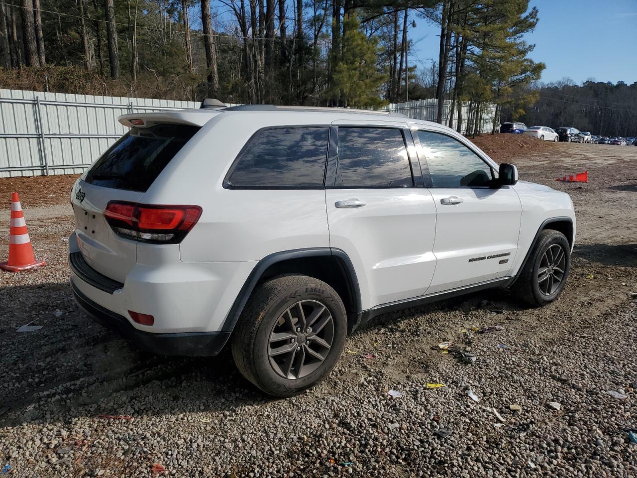 2016 Jeep Grand Cherokee VIN 1C4RJFAG8GC349922 Copart auction photo, front end / side damage thumbnail 3