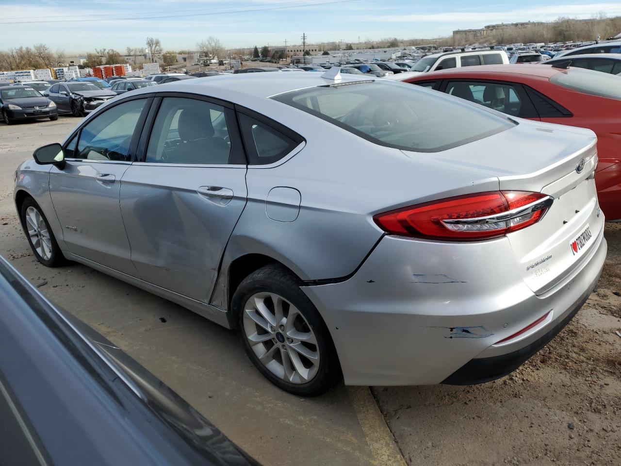 2019 Ford Fusion VIN 3FA6P0LUXKR119140 Copart auction photo, side damage thumbnail 2