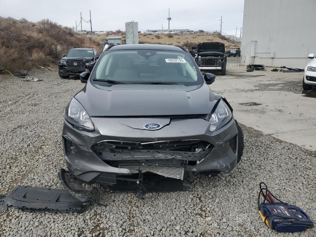 2022 Ford Escape VIN 1FMCU9G68NUB97107 Copart auction photo, front end damage thumbnail 5