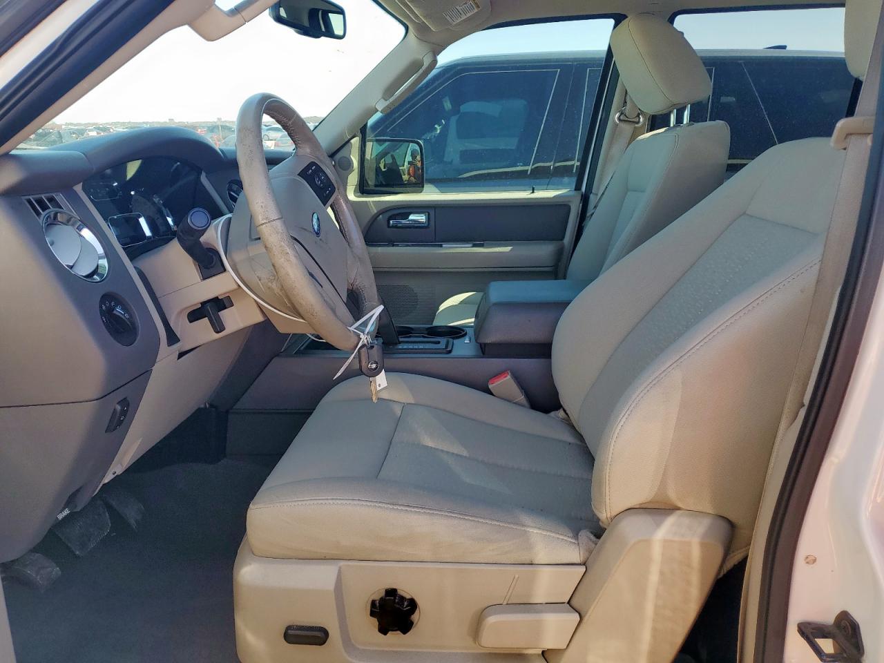 2009 Ford Expedition VIN 1FMFU15579EB27381 Copart auction photo, front end / rear end damage thumbnail 7